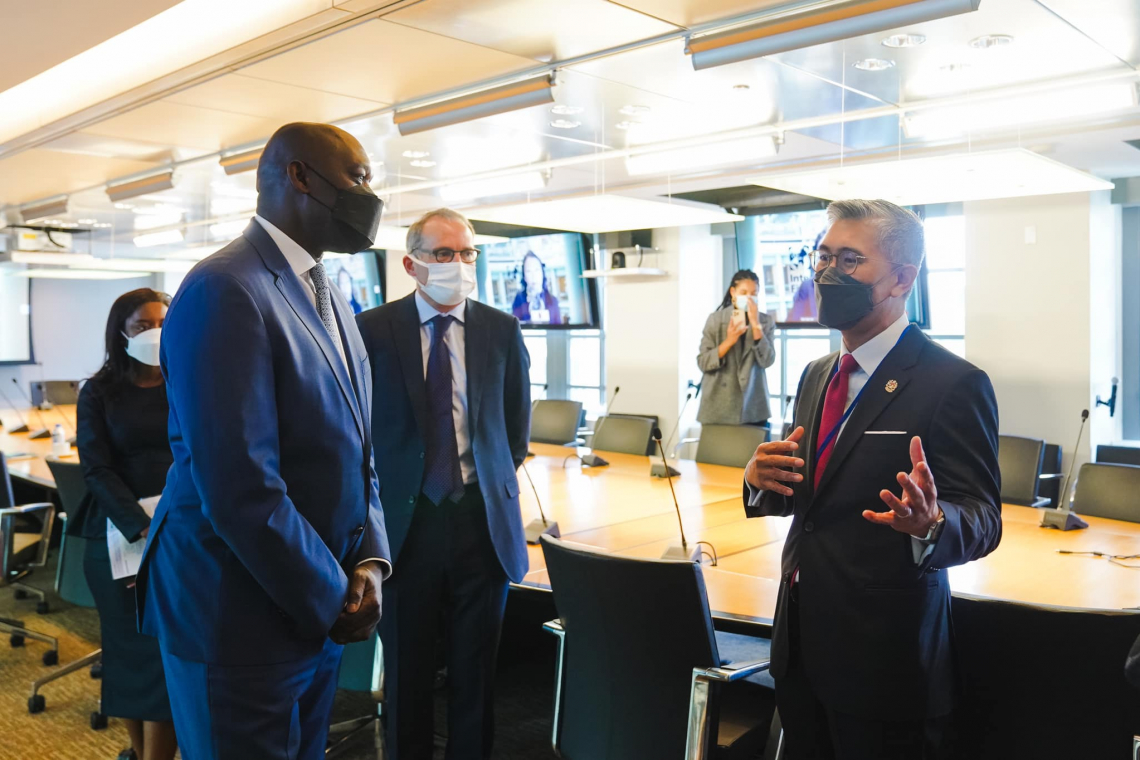 Sesi Turun Padang Ke IFC, Washington